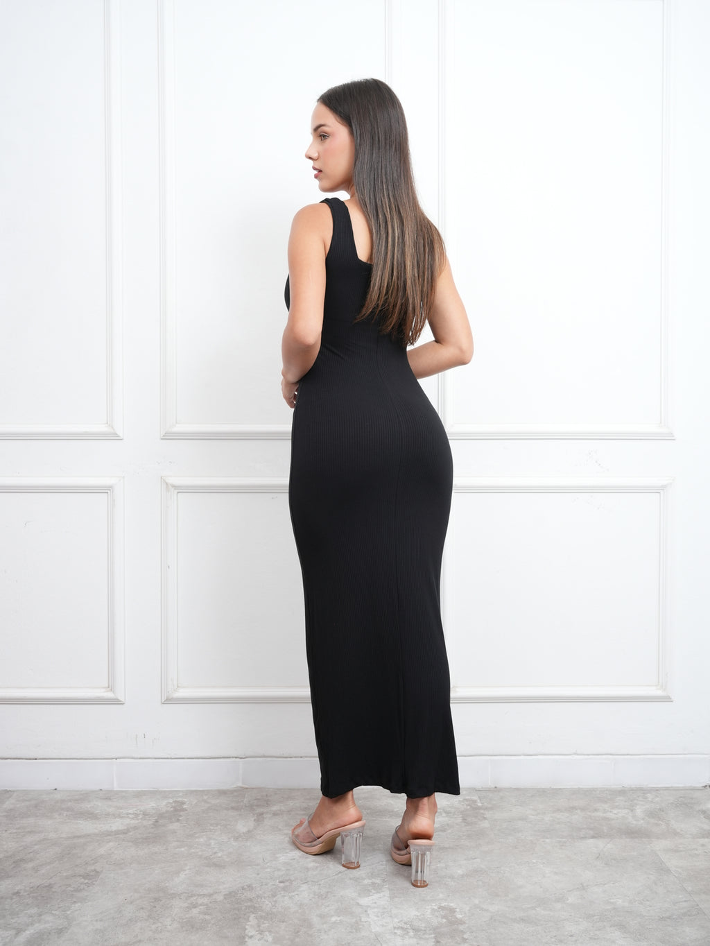 VESTIDO CUADRADO MANGA CERO