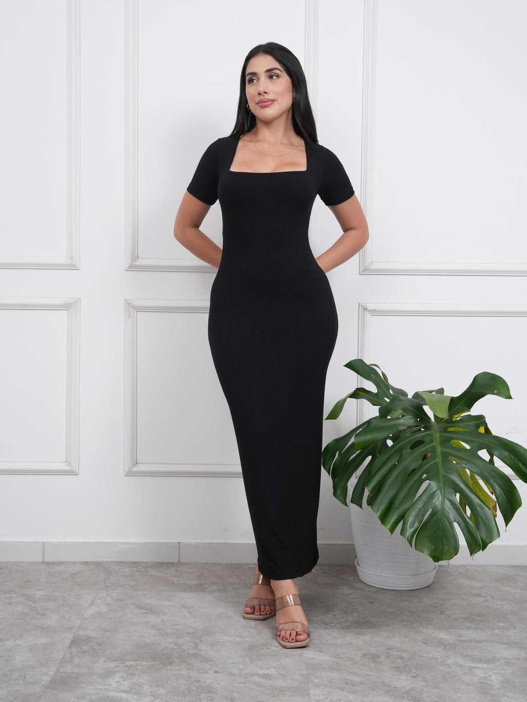 VESTIDO CUADRADO MANGA CORTA