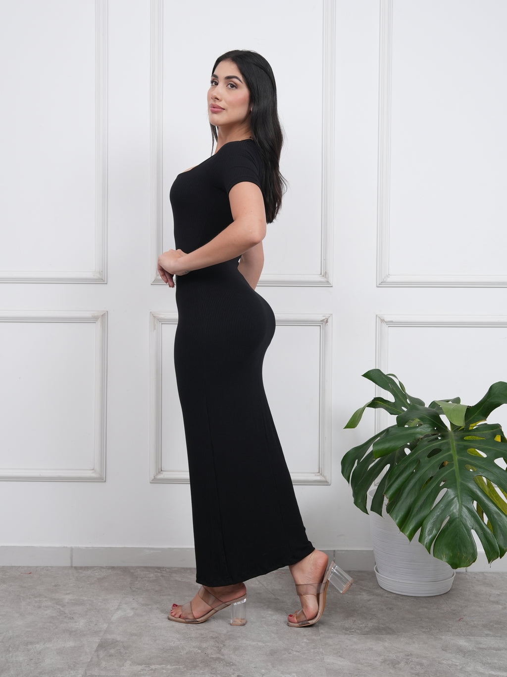 VESTIDO CUADRADO MANGA CORTA
